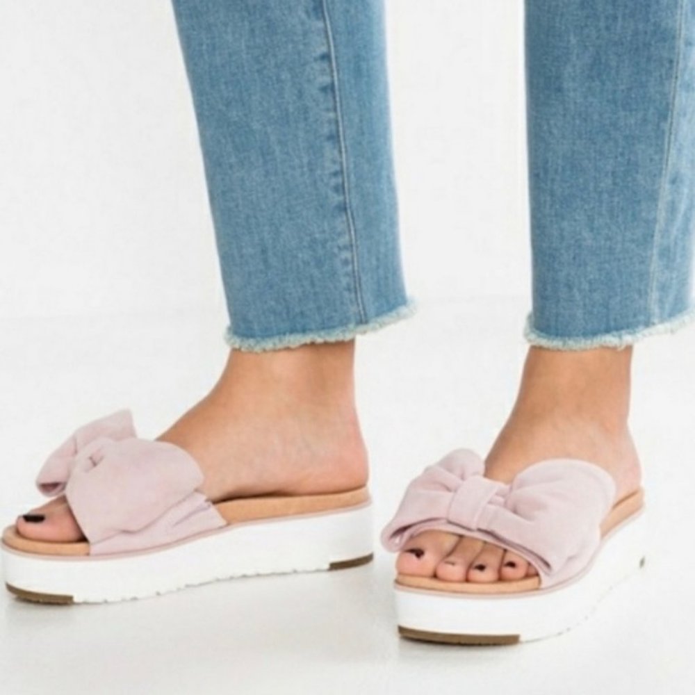 Ugg Joan Wedge Sandals in Seashell Pink Suede (8.5) - new in box